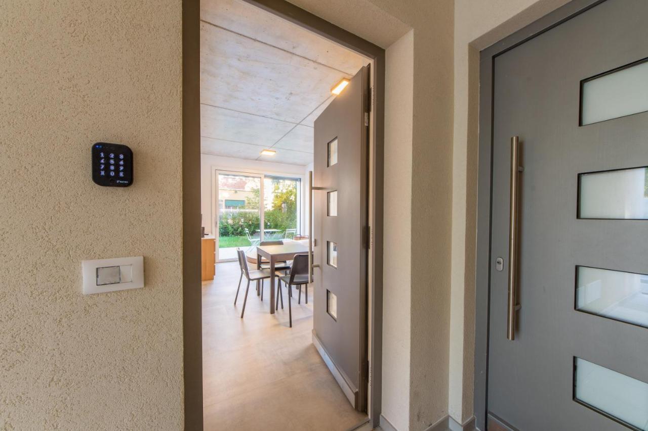Housmart Toscana 53 Black Bologna Eksteriør bilde
