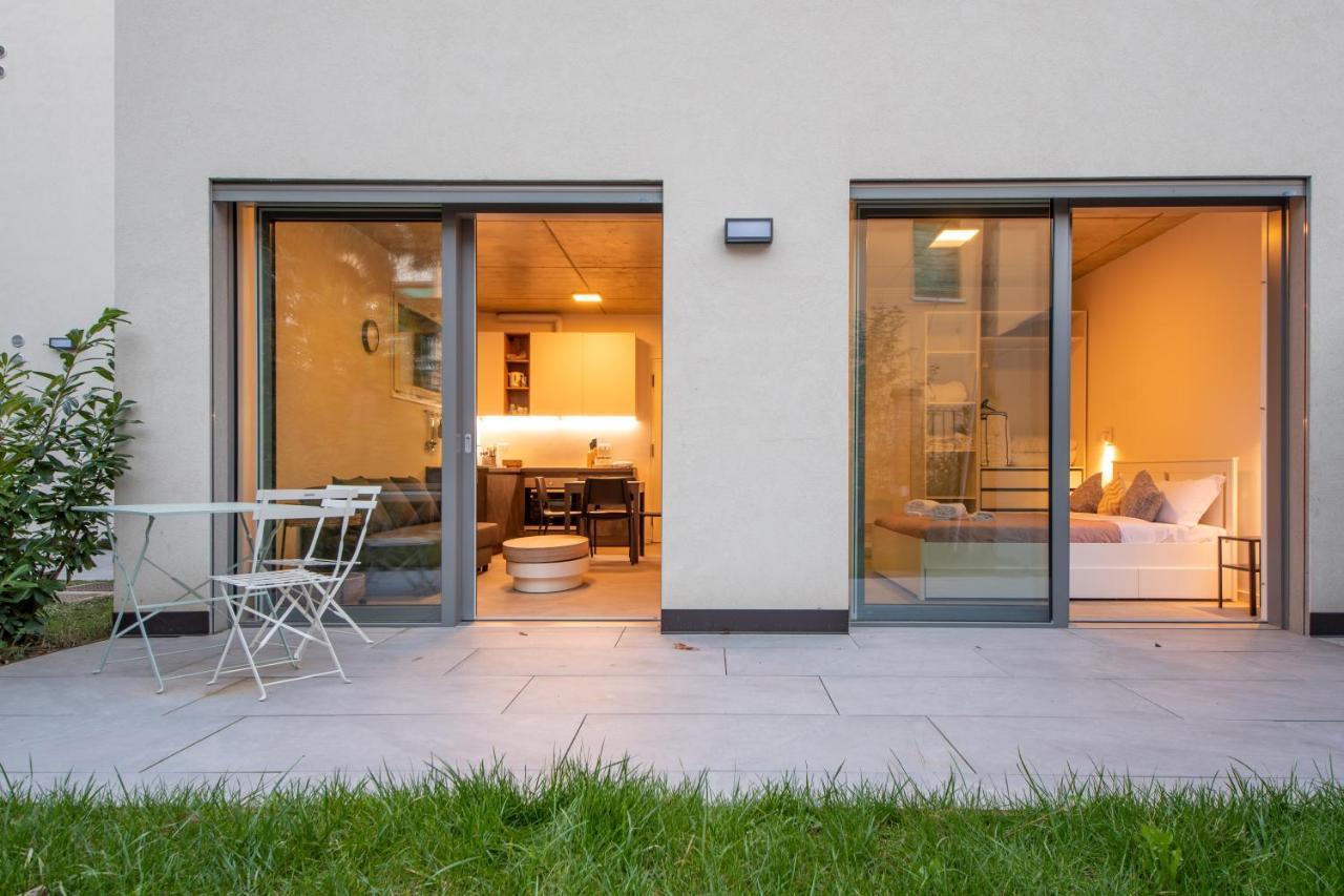 Housmart Toscana 53 Black Bologna Eksteriør bilde